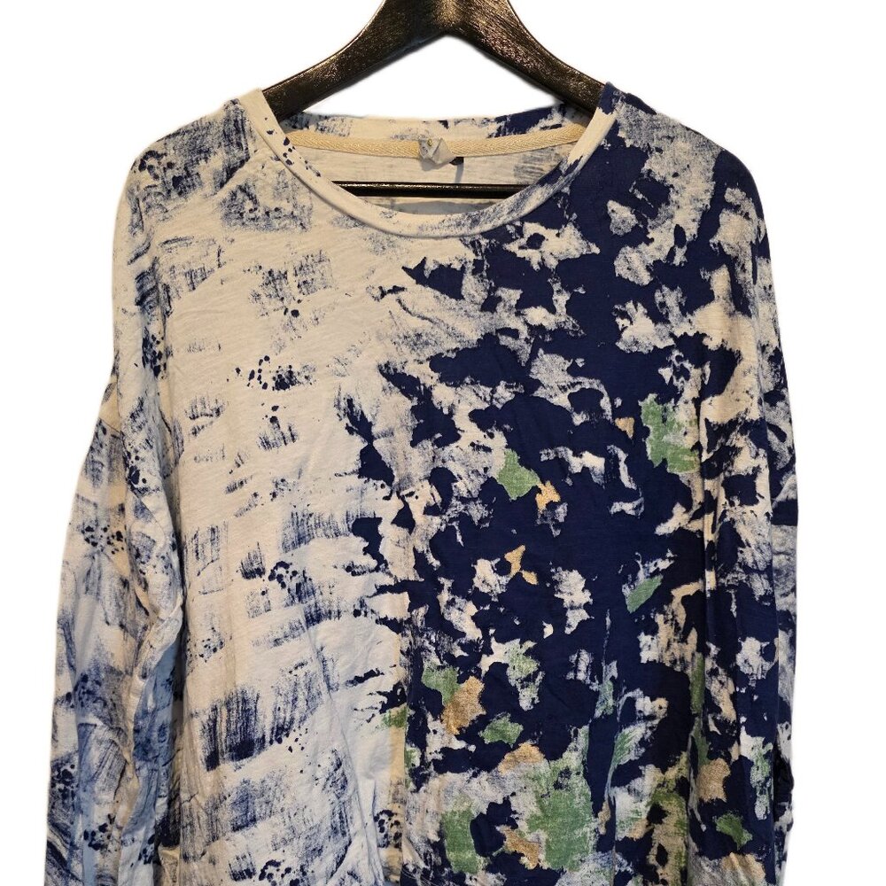 Akemi + Kin Anthropologie Blue Splatter Graffito Long Flared Sleeve Top Size XL